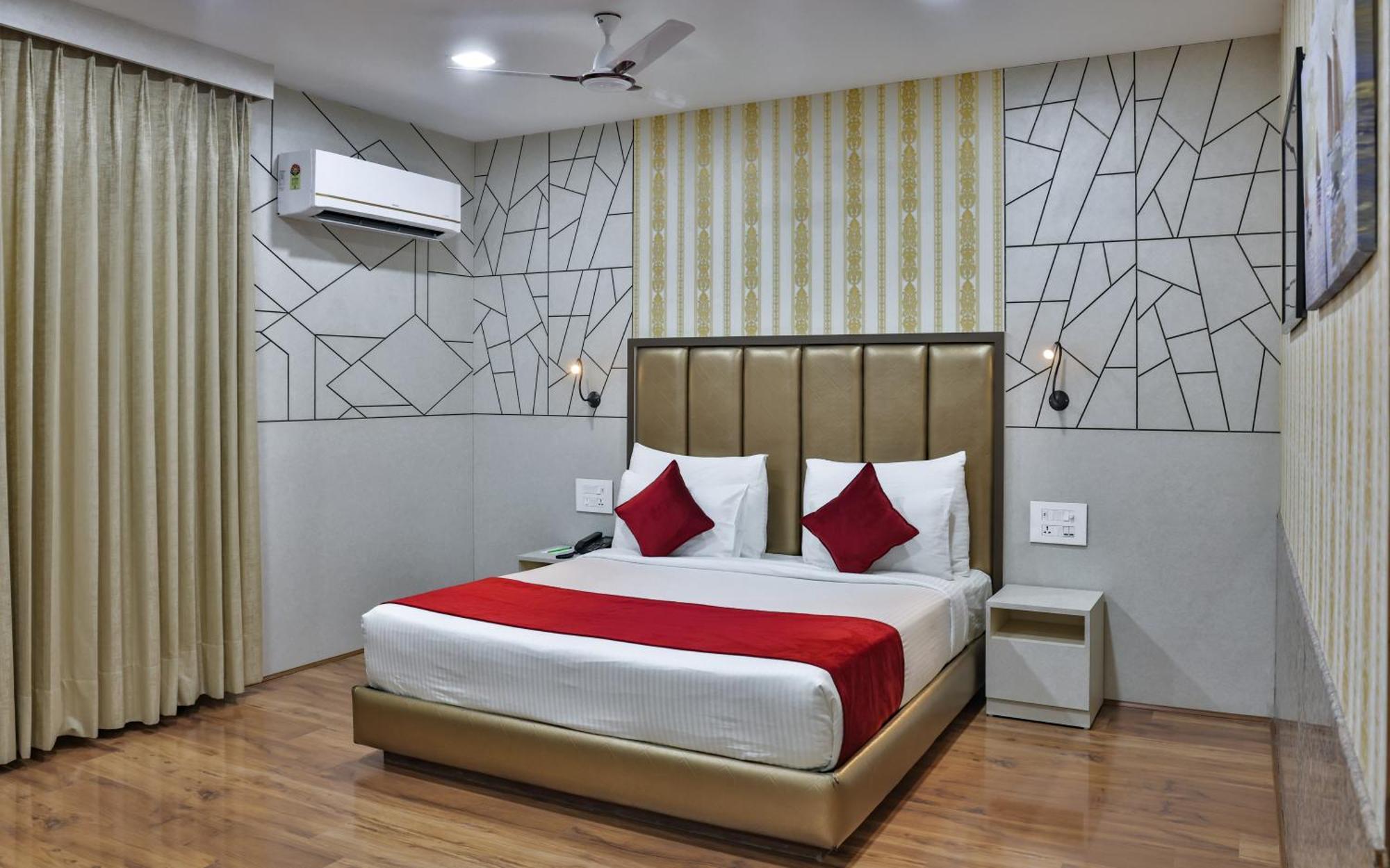 Hotel Cama Mohali Luaran gambar